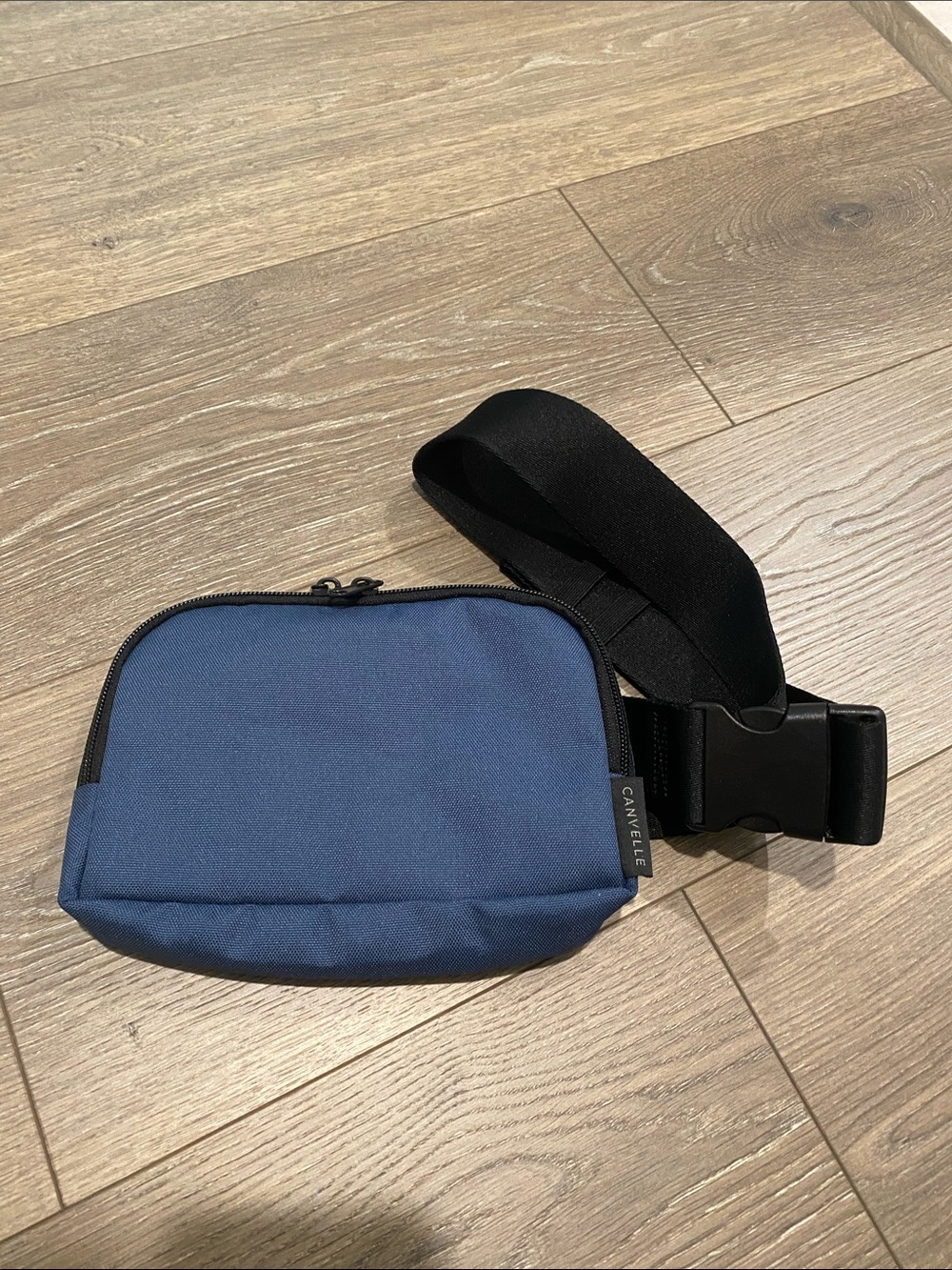 Canvelle belt bag